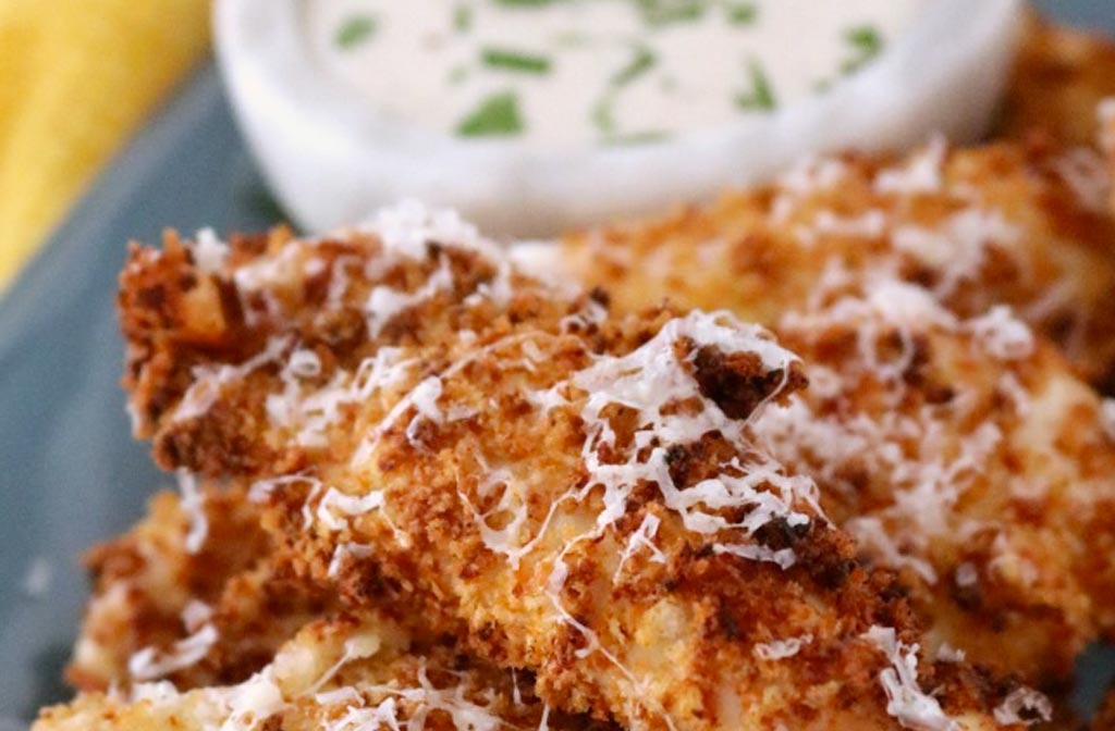 Kippenborst met parmezaanse kaas in de airfryer